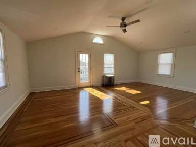 Main picture of 367 E Chester St