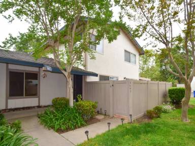 Main picture of 1683 Orinda Ct