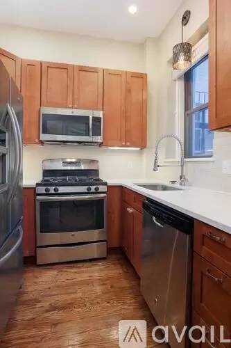 Main picture of 50-64 Charlesgate E & 1109-11 Boylston St