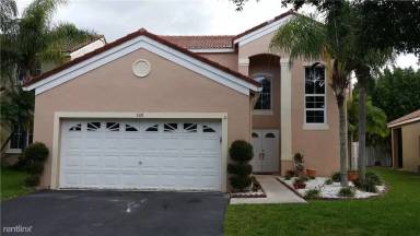 Main picture of 608 Stanton Dr