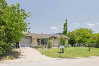 Main picture of 3703 Tower View Ct