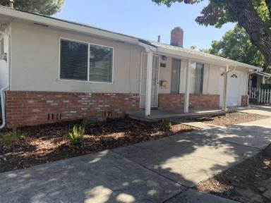 Main picture of 1613 G St