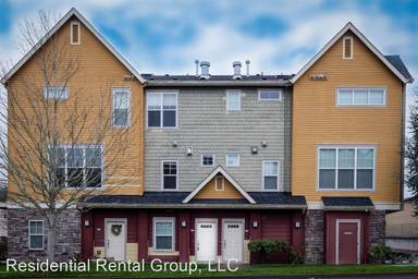 Main picture of 10651 NE Red Wing Way