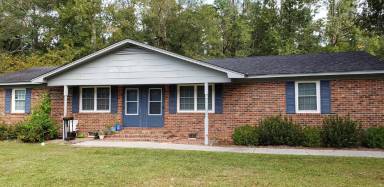 Main picture of 2303 Oak St