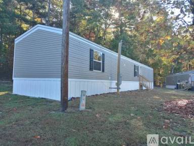Main picture of 143 Yarbro Rd