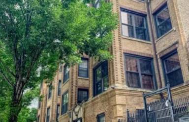 Main picture of 4830 S Saint Lawrence Ave