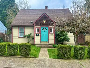 Main picture of 1149 NW Elm St