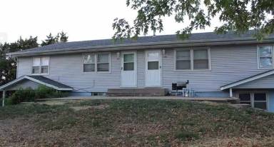 Main picture of 304 W Neosho St