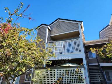 Main picture of 939 Lake Tahoe Ct