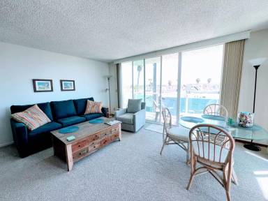 Main picture of 725 Redondo Ct