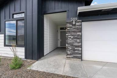 Main picture of 5201 Clearfield Ct