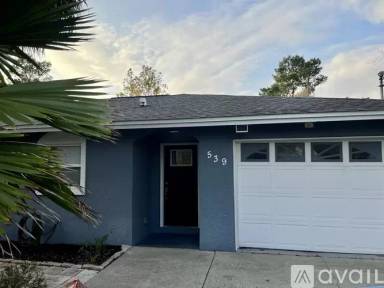 Main picture of 537 N Lakeshore Dr