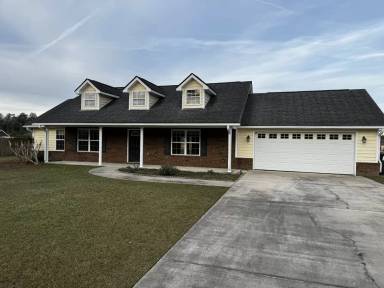 Main picture of 598 Parish Loop NE