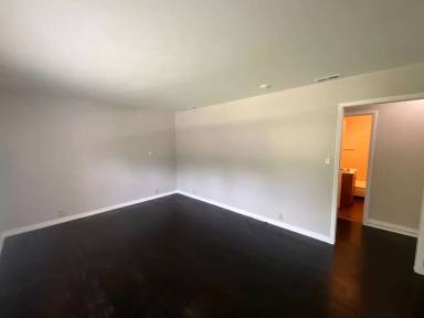 Main picture of 207 E Georgia St