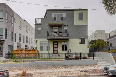 Main picture of 1227 Perry St