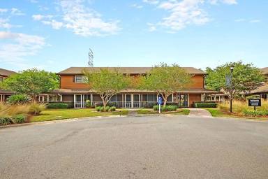 Main picture of 8150 Prestwick Ct