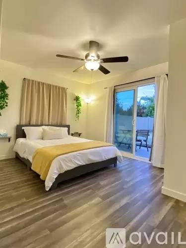 Main picture of 710 W Palo Verde Dr