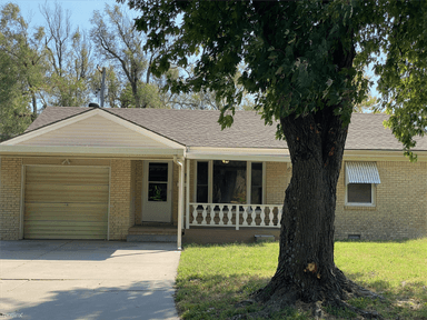 Main picture of 3312 S Washington Ave