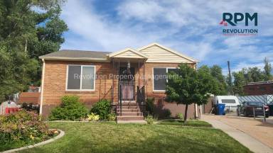 Main picture of 3884 Jefferson Ave