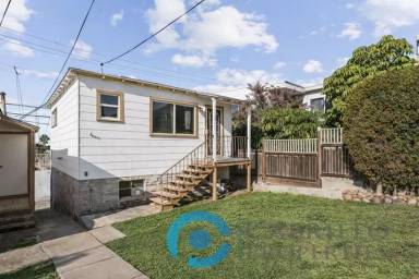 Main picture of 4334 Cleveland Ave