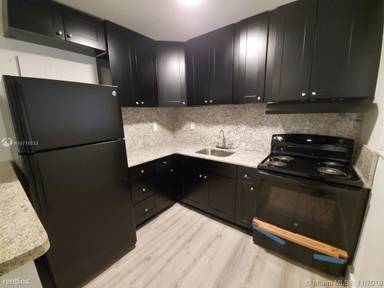 Main picture of 1091 SW 4th St
