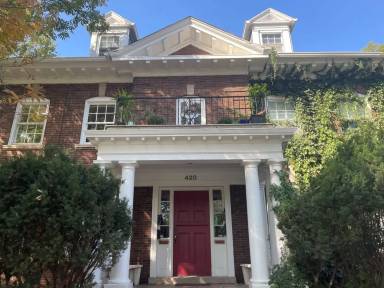 Main picture of 420 N 48th St