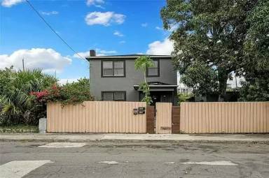 Main picture of 904 4th St