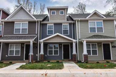Main picture of 209 Alexander Blvd