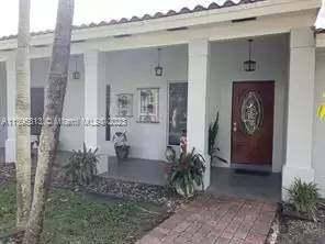 Main picture of 8300 SW 152nd St