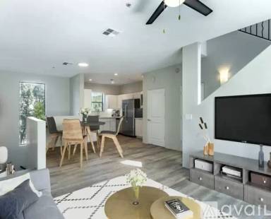 Main picture of 1009 W 2nd St