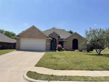 Main picture of 312 Jade Ln