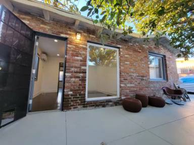 Main picture of 3437 1/2 3rd Ave