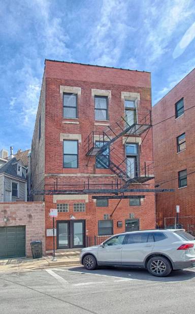 Main picture of 1015 N Noble St
