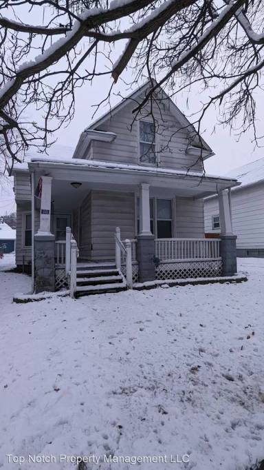 Main picture of 540 16th Ave