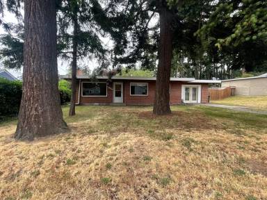 Main picture of 1546 NE 5th Ave