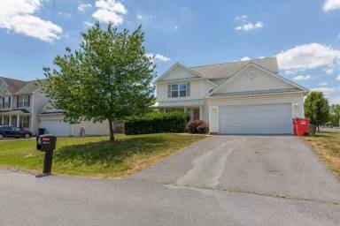 Main picture of 59 Stork Ln