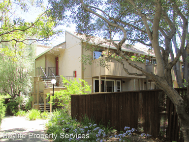 Main picture of 2466 W Bayshore Rd