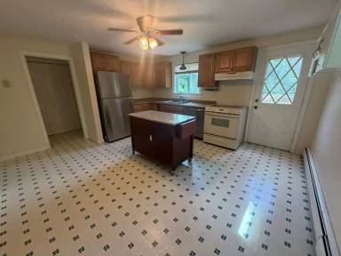 Main picture of 26 Twist Hill Rd