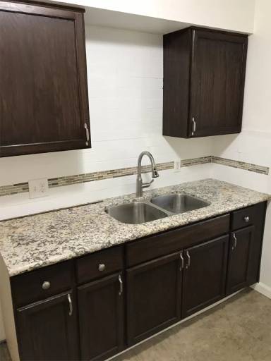 Main picture of 420 W. Goshen Ave