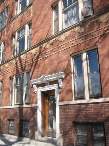 Main picture of 1826 W Evergreen Ave
