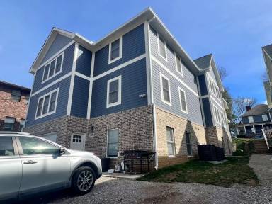 Main picture of 1315 Forest Avenue