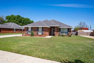Main picture of 9947 Hollowbrook Ave