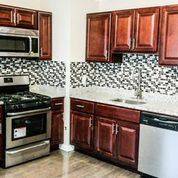 Main picture of 3092 Washington St