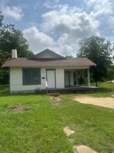 Main picture of 2121 N 15th St