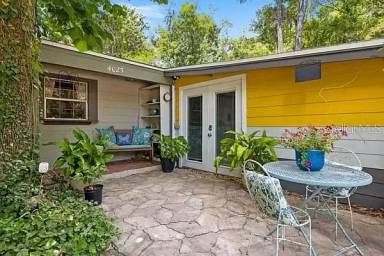 Main picture of 4025 NW 9th Ct