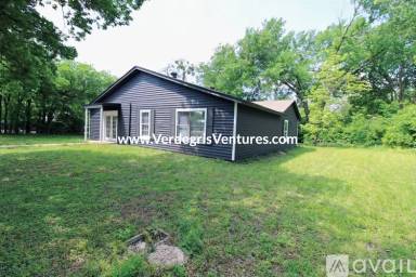 Main picture of 3420 Kenwood Ave