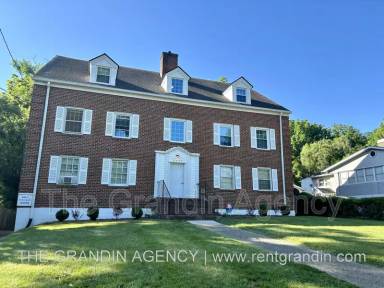 Main picture of 2703 Broad St NW