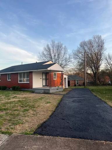 Main picture of 511 Jenson Rd