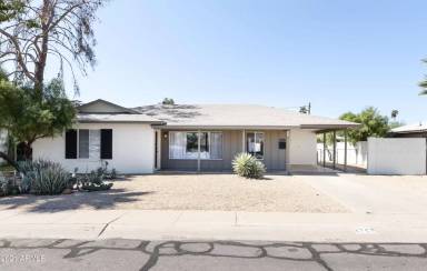 Main picture of 1708 N 69th St