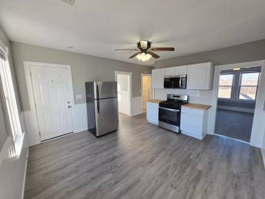 Main picture of 519 Manville Rd